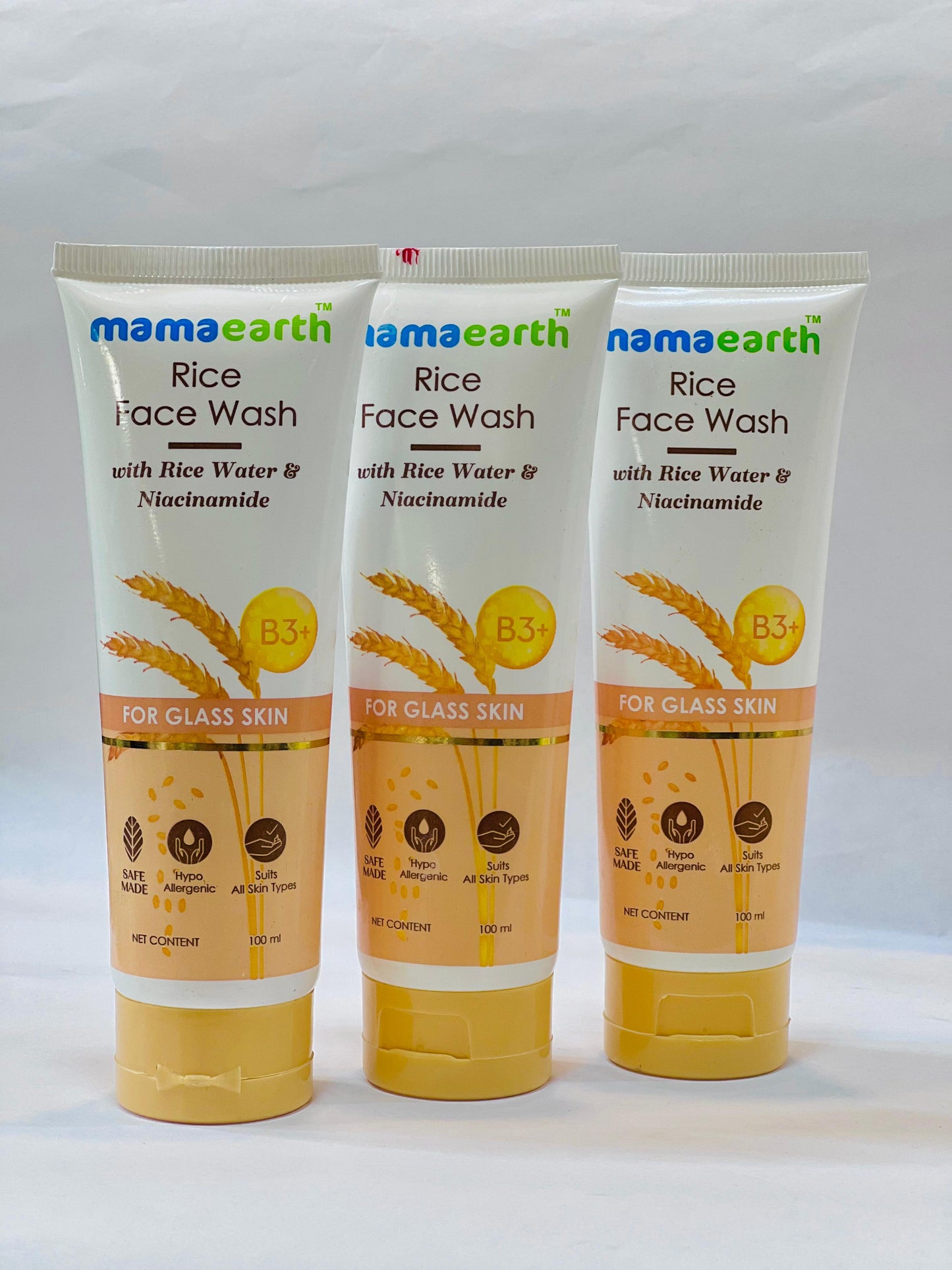 Mama Earth Rice Face wash